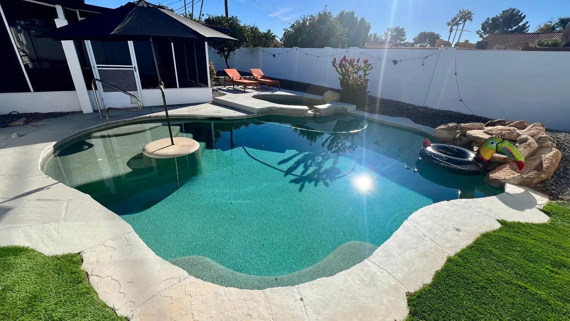 Kontakte von Cactus On Palm 4Br W Private Pool